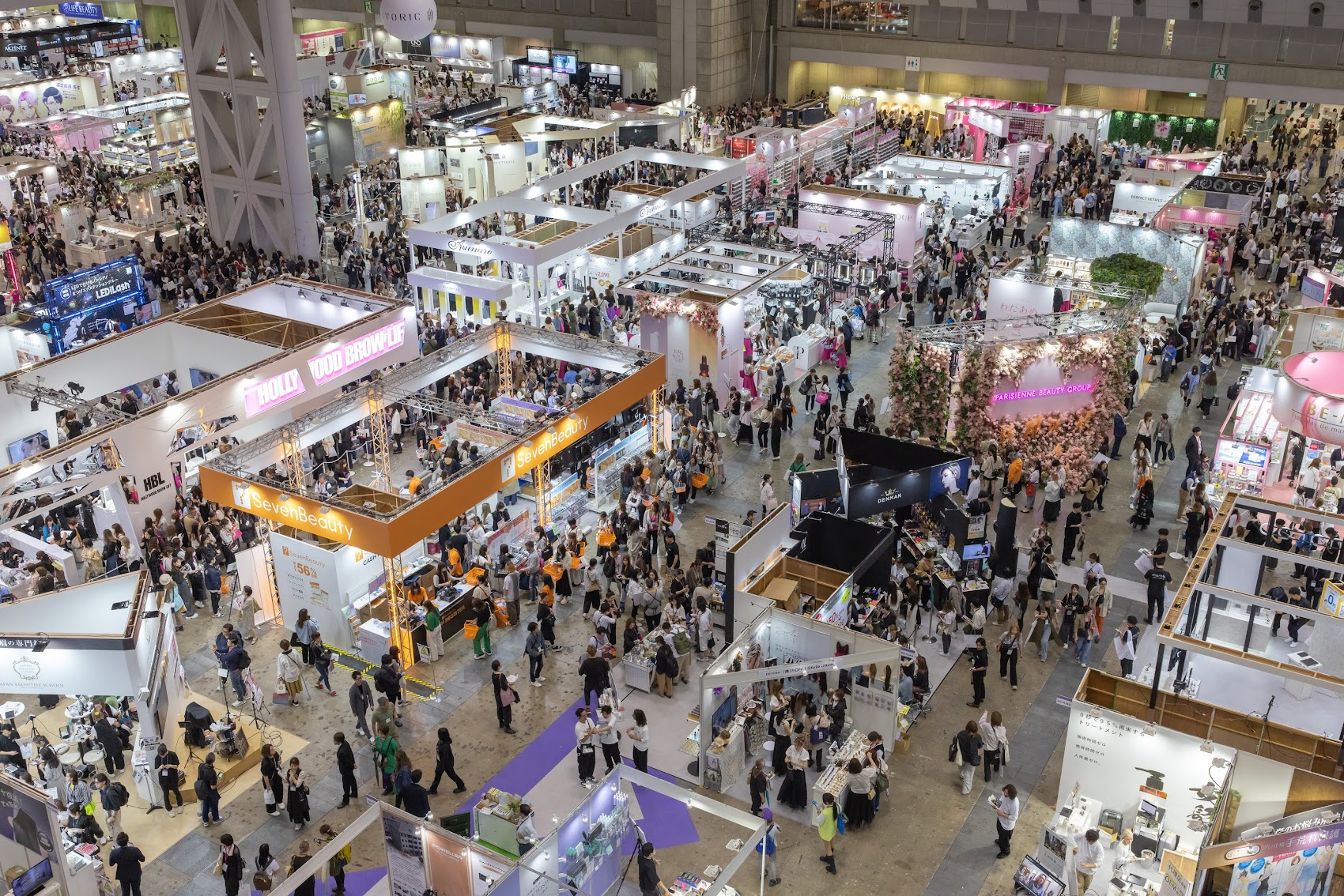 Exhibitors & Products