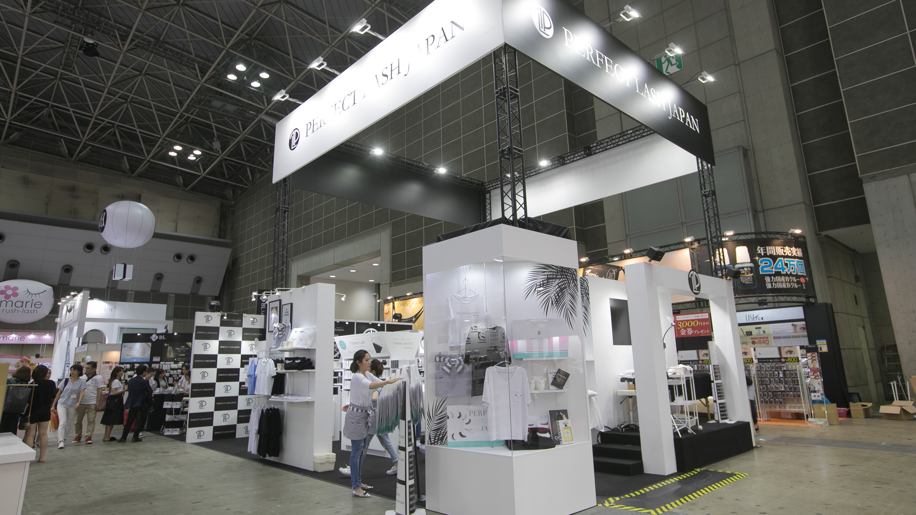 Booth105
